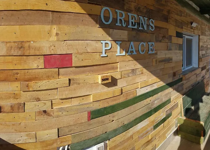 אורנס פלייס-Oren\'S Place